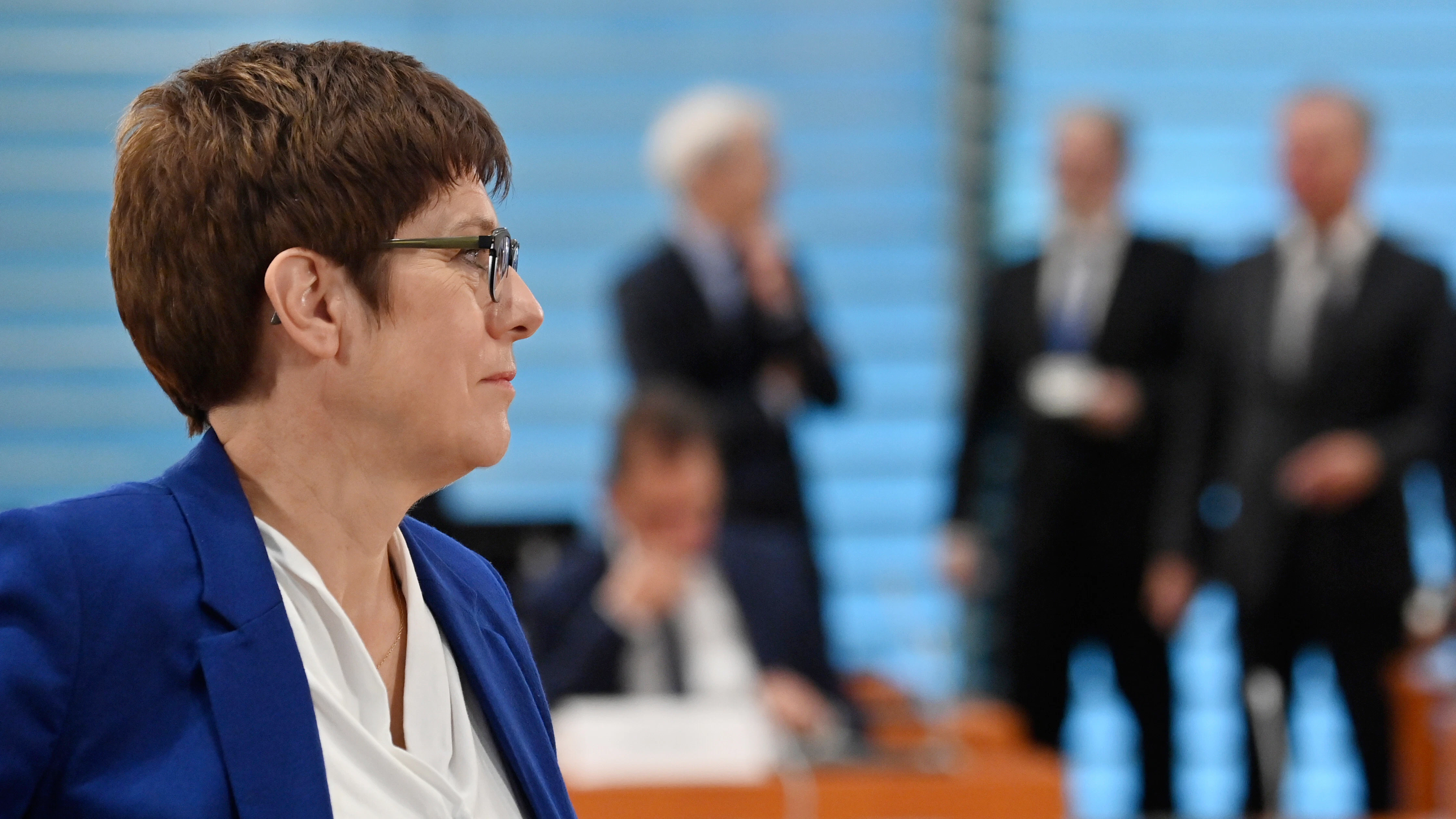 Die Nachfolge von Verteidigungsministerin Annegret Kramp-Karrenbauer als CDU-Chefin wird voraussichtlich erst 2021 geklärt.&nbsp;
