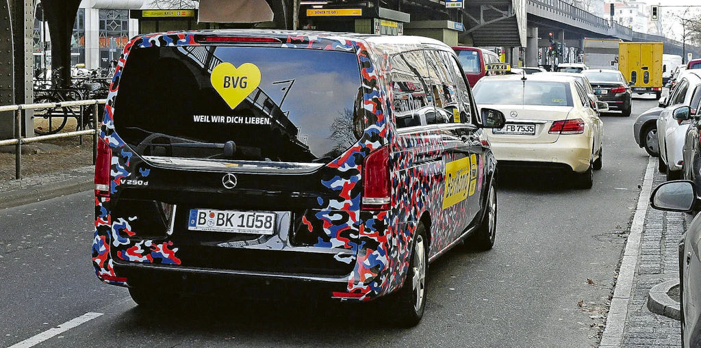 Vertrag verlängert: Der Berlkönig fährt weiter durch Berlin