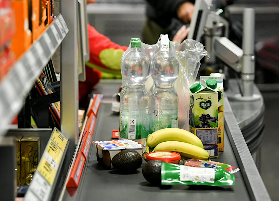 Was wir schon beim Lebensmittel-Einkaufen beachten können, um uns gesund zu ernähren, und wie man Etiketten richtig liest – der KURIER klärt auf. 