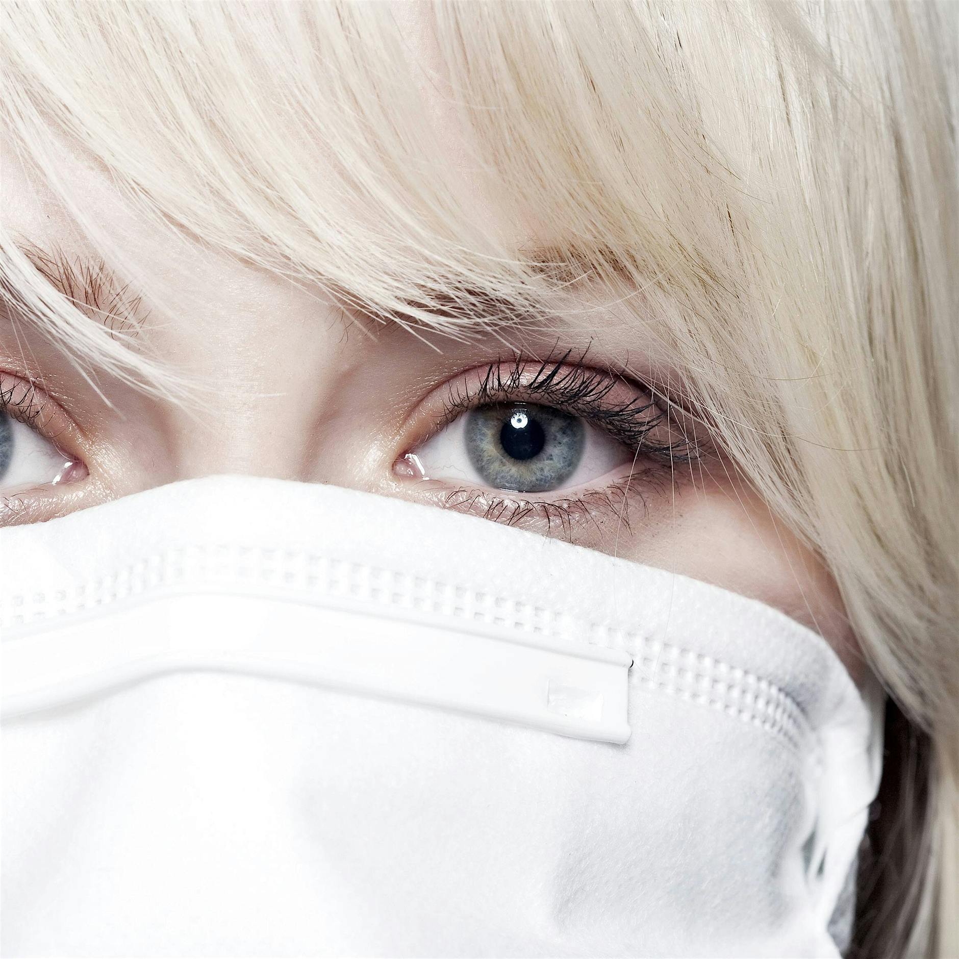 Hautpflege in Corona-Zeiten: Das hilft gegen Reizungen unter der Maske