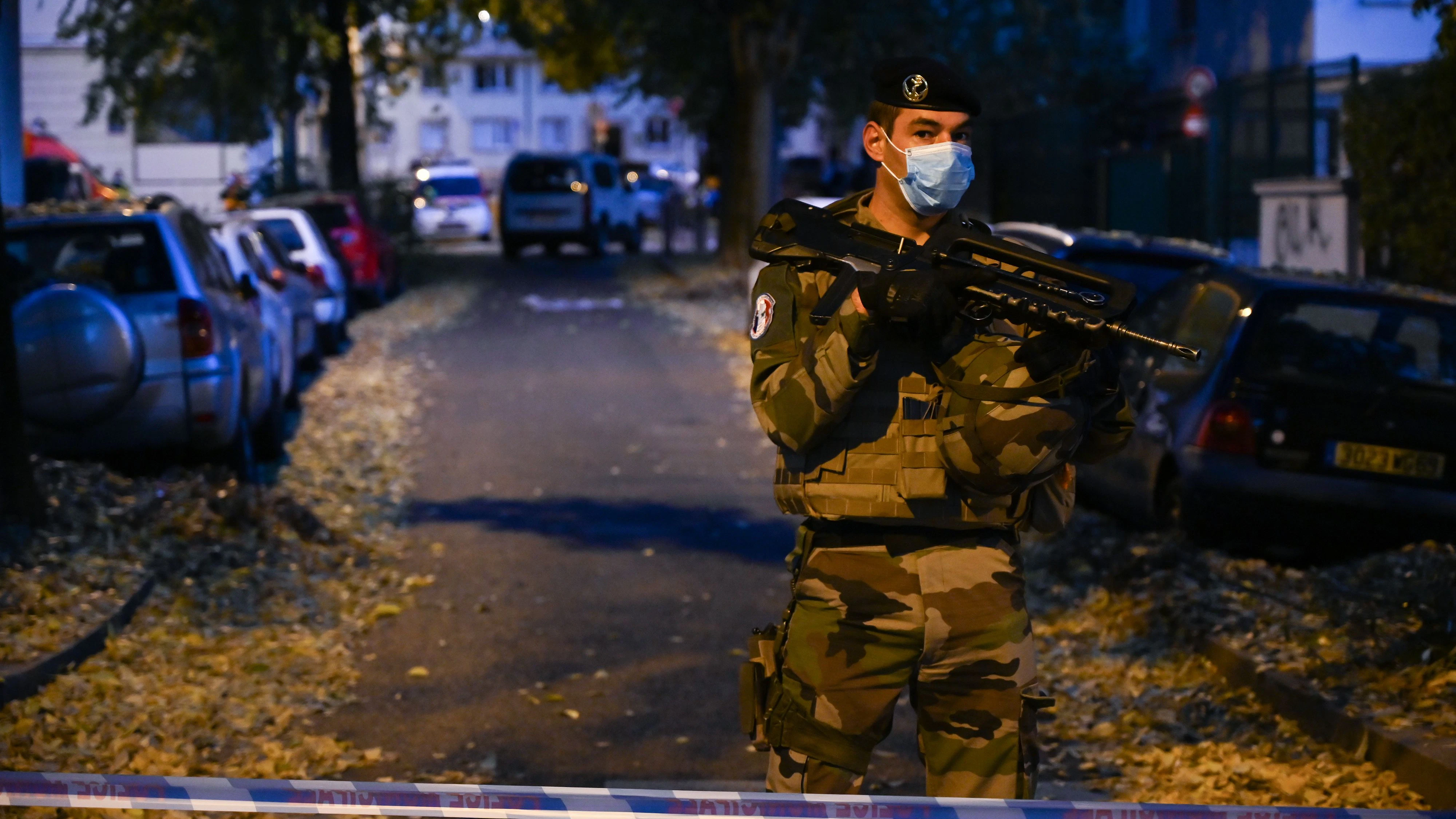 Ein französischer Soldat in Lyon.&nbsp;