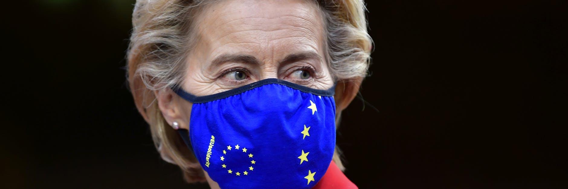 EU-Kommissionspräsidentin Ursula von der Leyen hat sich nach Kontakt zu einem Corona-Infizierten in Quarantäne begeben.