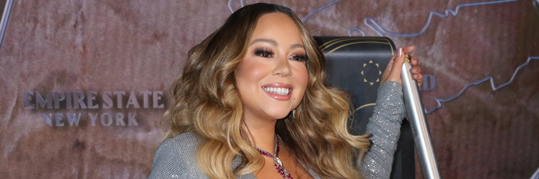 Pop-Diva Mariah Carey verrät in ihren neuen Memoiren Pikantes aus ihrem Liebesleben.