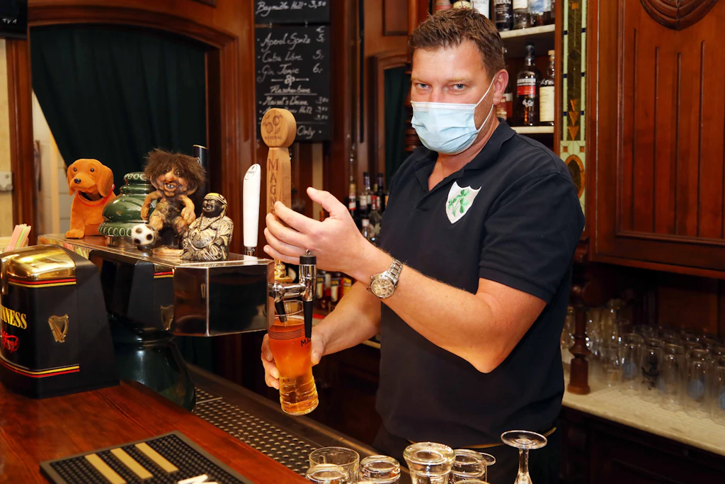Bar curfew: Owners are angry, bitter