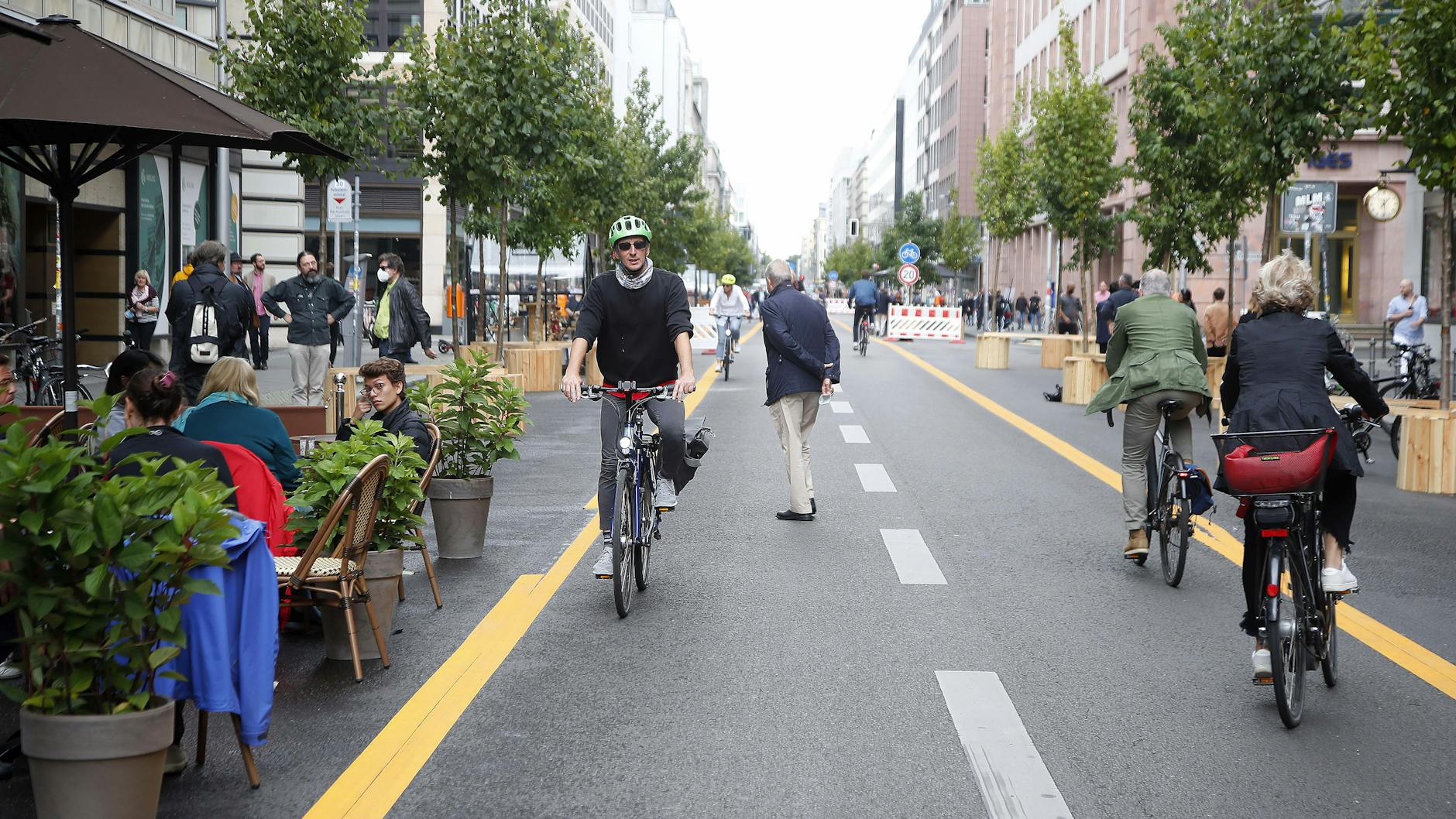 Bis Ende Januar 2021 ist die Friedrichstraße eine autofreie Flaniermeile.