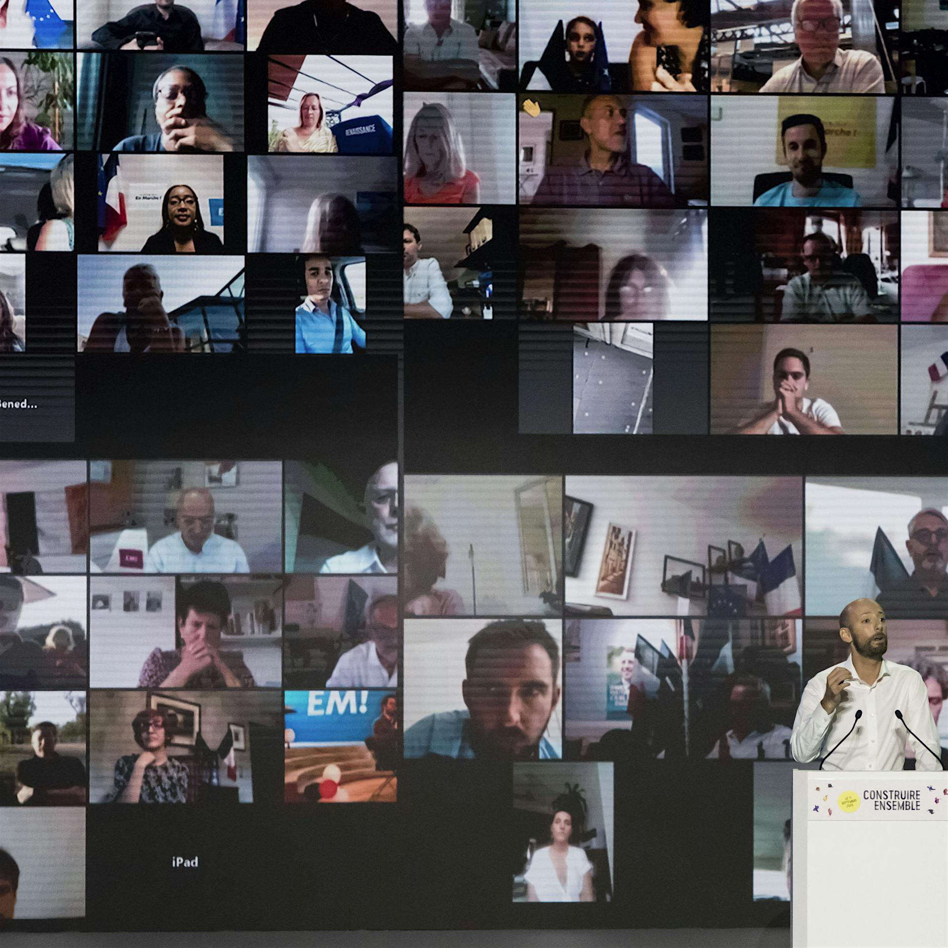 Studie: Mitarbeiter sind in großen Online-Meetings zu passiv