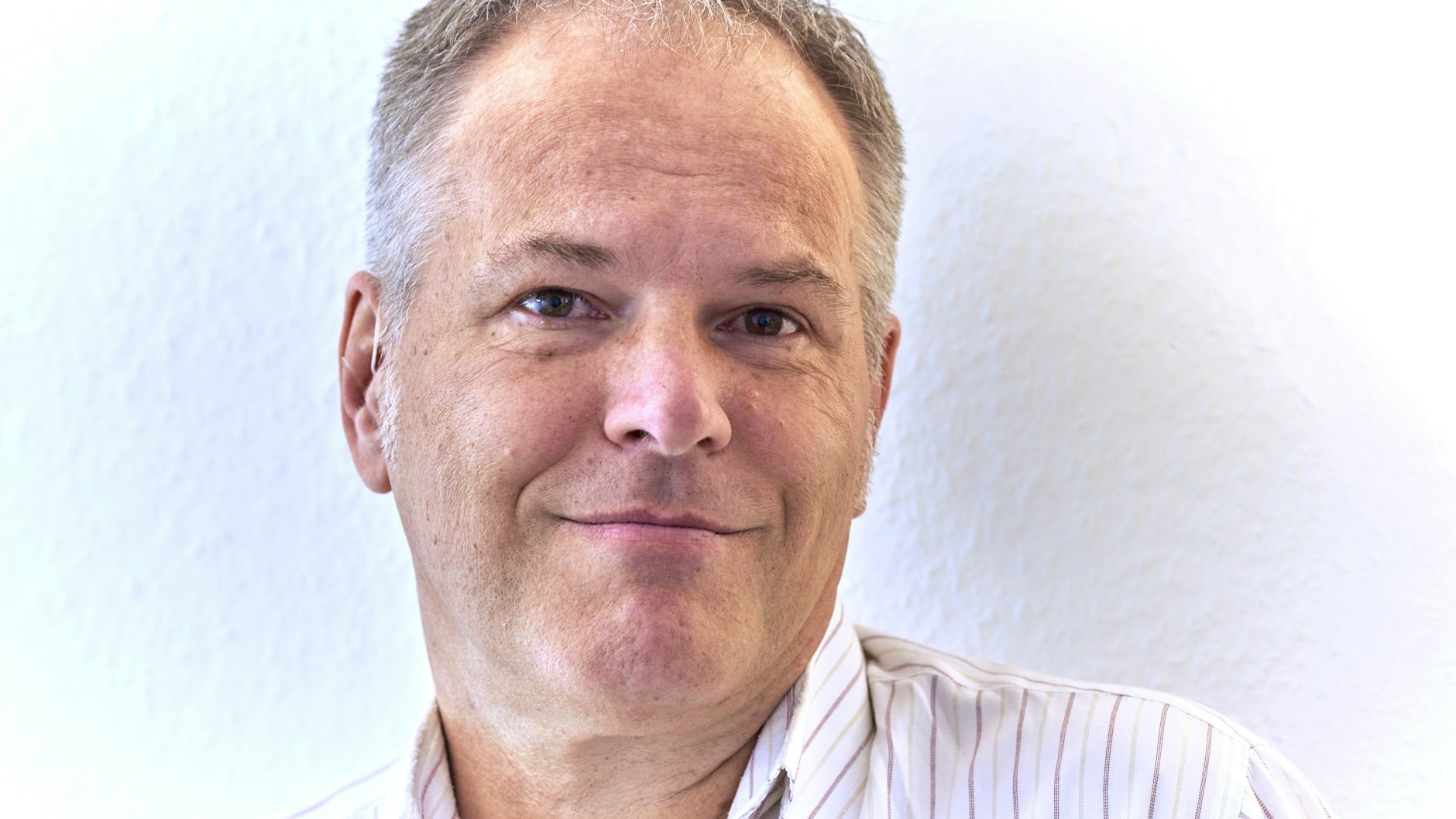 Der Paartherapeut Fabian Lenné