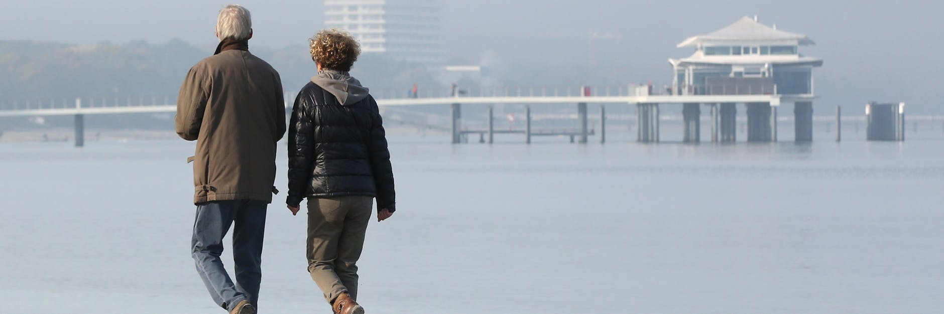 Der Herbstspaziergang an der Ostsee bleibt in diesen Ferien den Einheimischen vorbehalten. Berliner dürfen nicht an die Ostsee reisen.