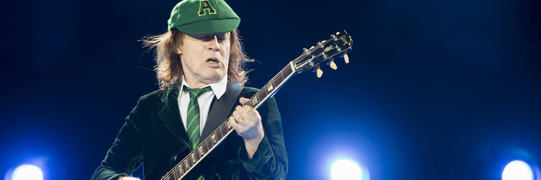 Brian Johnson, Sänger der australischen Rockband AC/DC, hatte sein Gehör verloren.