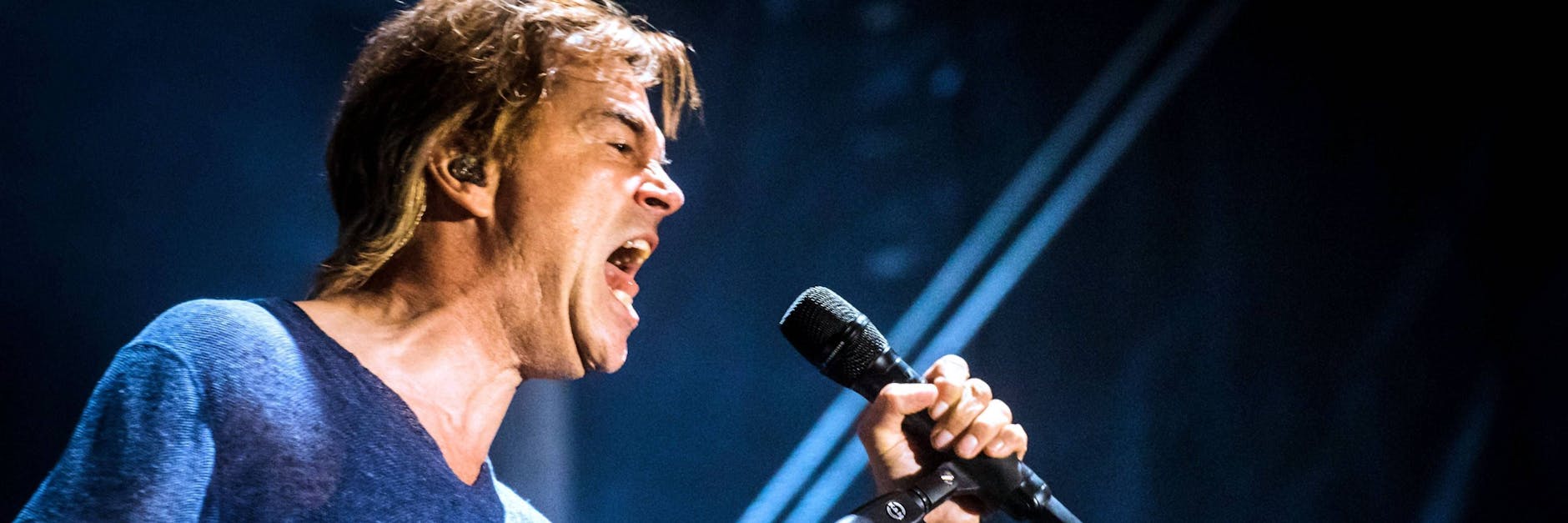 Die Toten Hosen um Sänger Campino bringen mit „MERSEY BEAT! The Sound of Liverpool“ das dritte Cover-Album der „Learning English“-Reihe heraus.