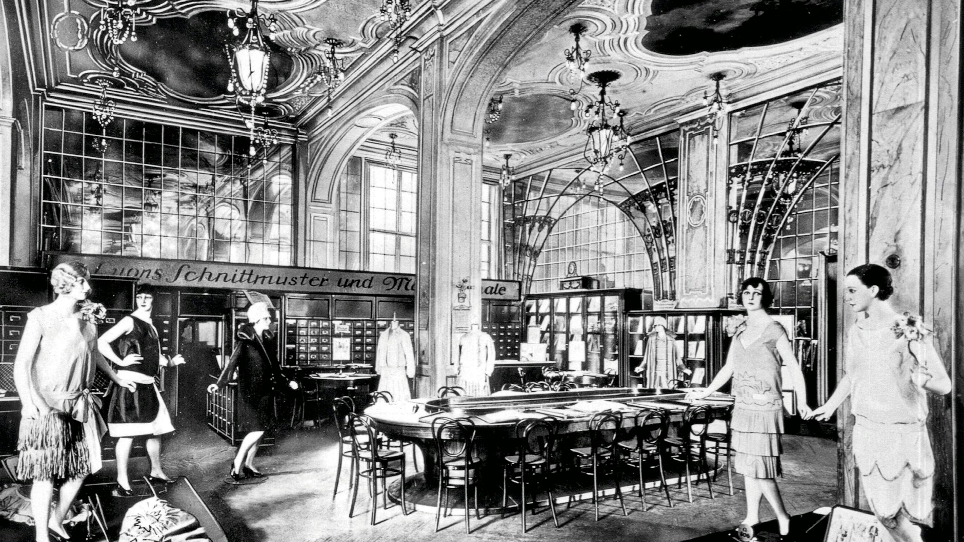 Die Schnittmusterabteilung im Warenhaus Wertheim an der Leipziger Straße 1925.