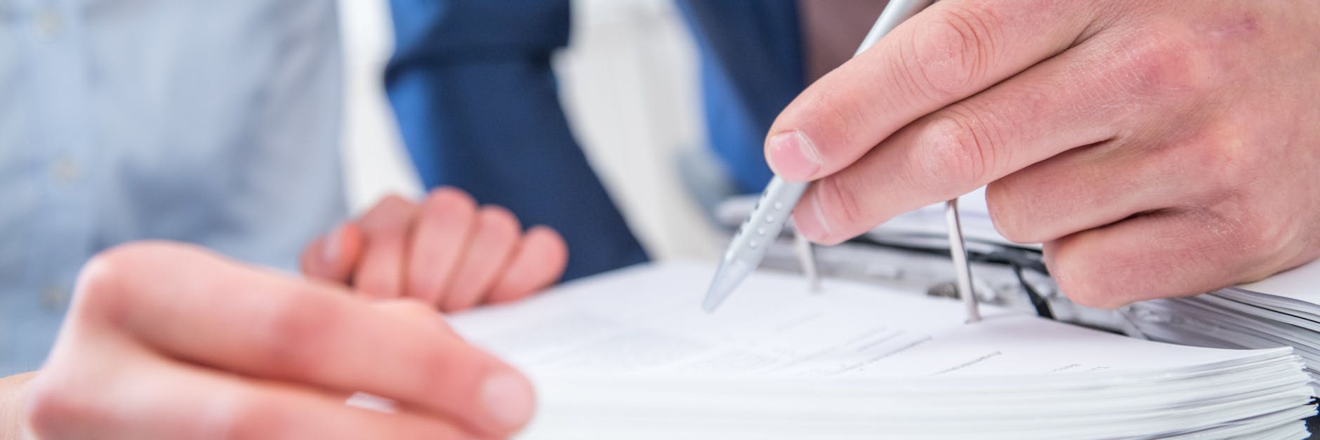 Bei wichtigen Fragen rund um Versicherungen sollten man sich nicht nur auf eine Meinung verlassen. Denn nicht jede Beratung ist gut.