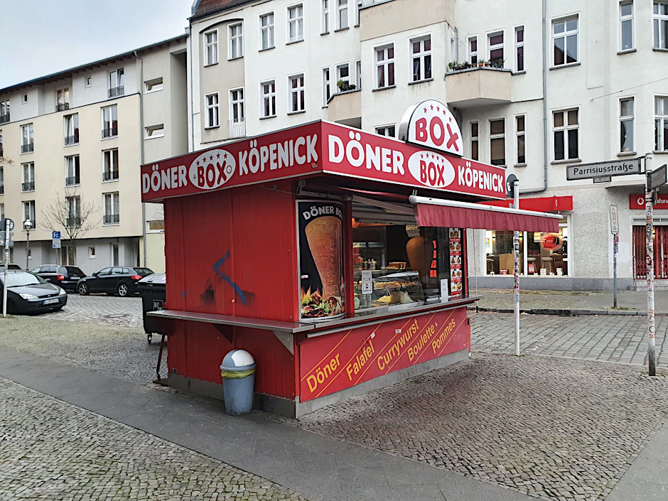 Da steht sie. Und steht und steht und steht.