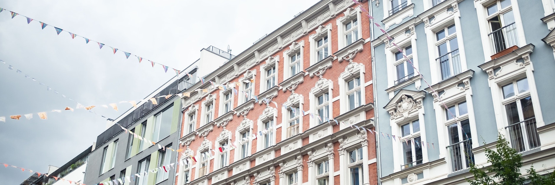 Immobilien in Berlin gelten als sichere Wertanlage. Viele Mieter bekommen es zu spüren.<br>