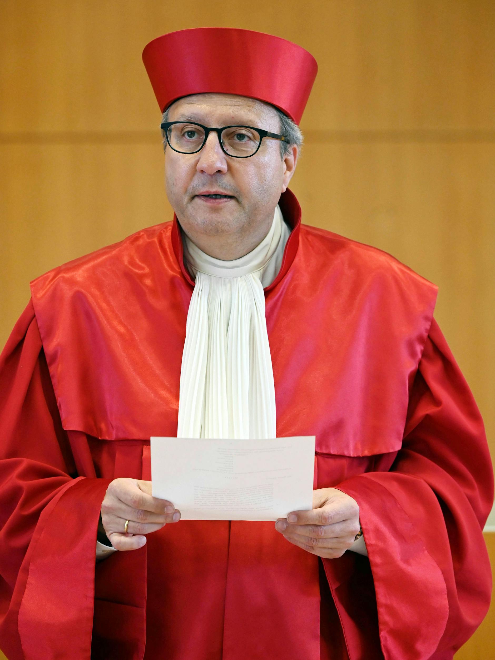 Andreas Voßkuhle, damaliger Vorsitzender des Zweiten Senats beim Bundesverfassungsgericht und Präsident des Gerichts, verkündete das Urteil.