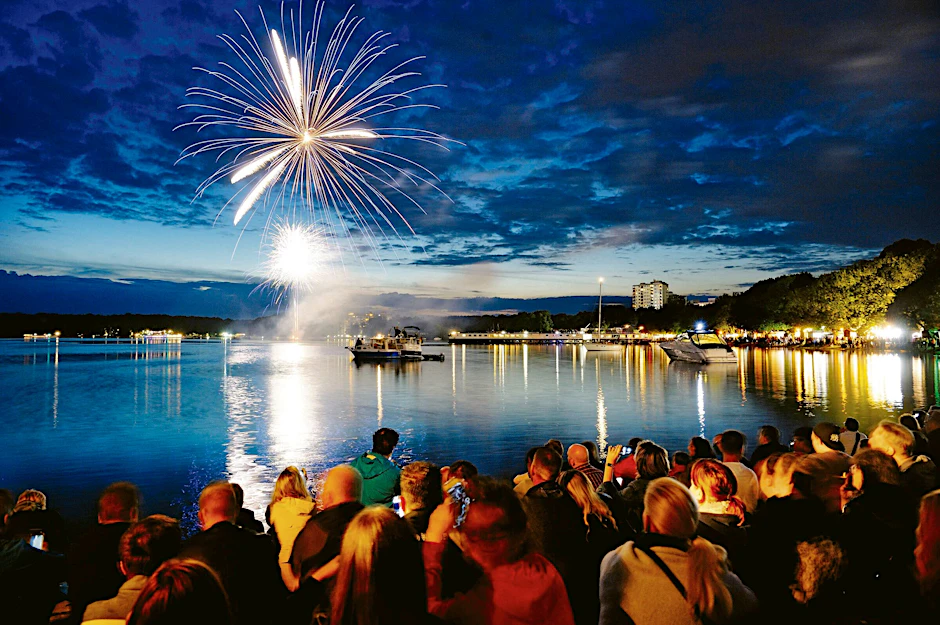 Die Holländer müssen Silvester auf ein Feuerwerk - wie hier am Tegeler See - verzichten.&nbsp;<br><br>