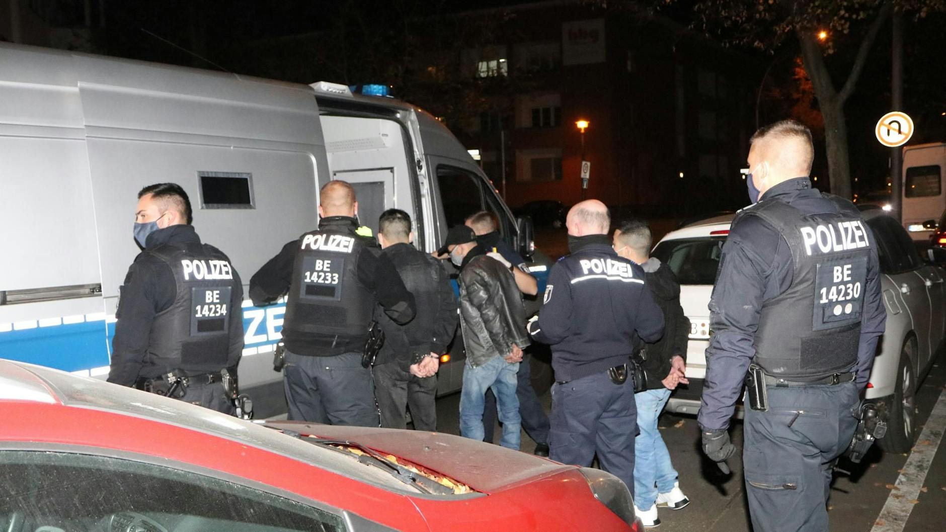 In Lichtenberg gab es in der Nacht zu Freitag mehrere Festnahmen. 