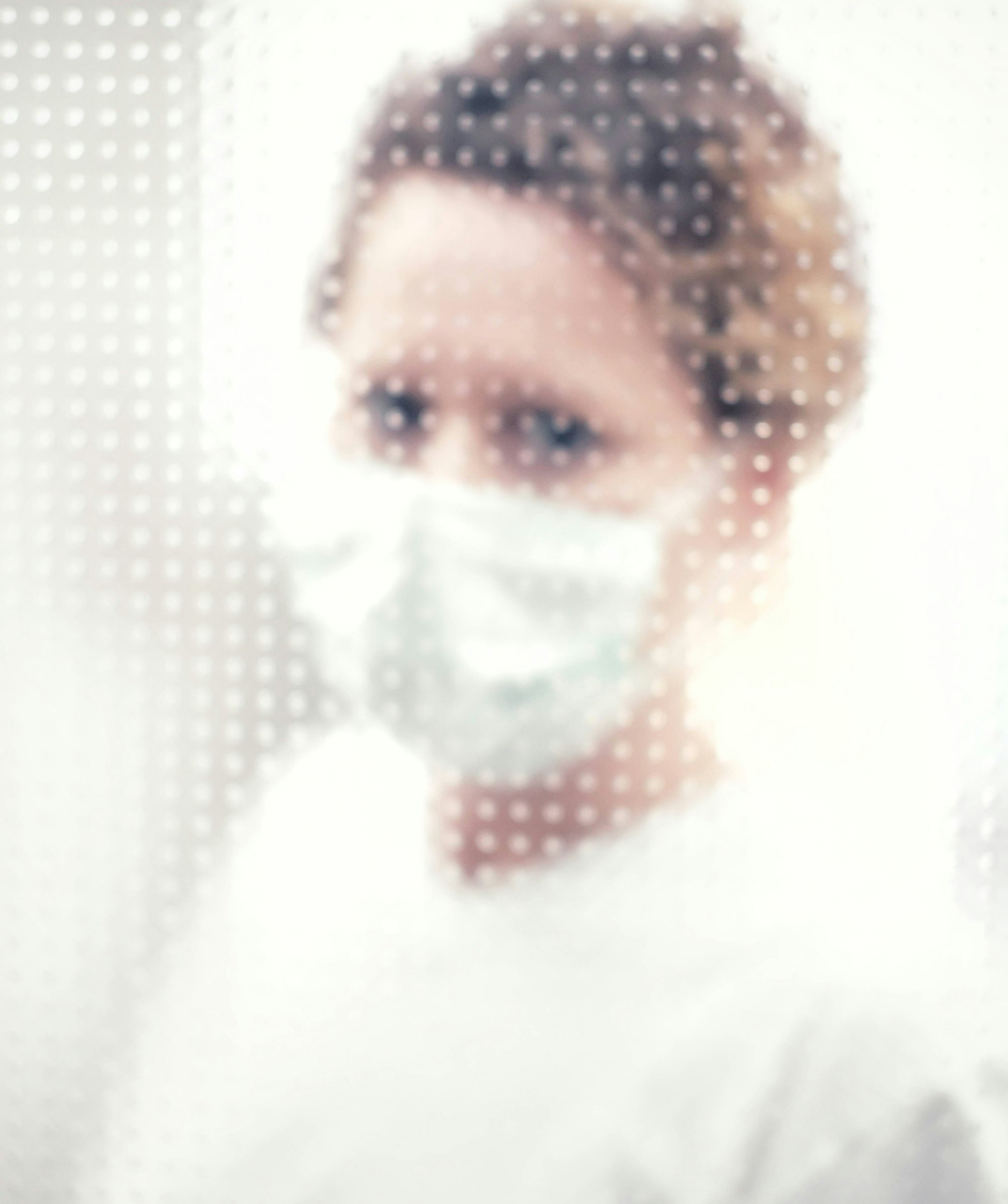 Pflegekräfte arbeiten im Kampf gegen Covid-19 an der Belastungsgrenze und darüber hinaus.. 