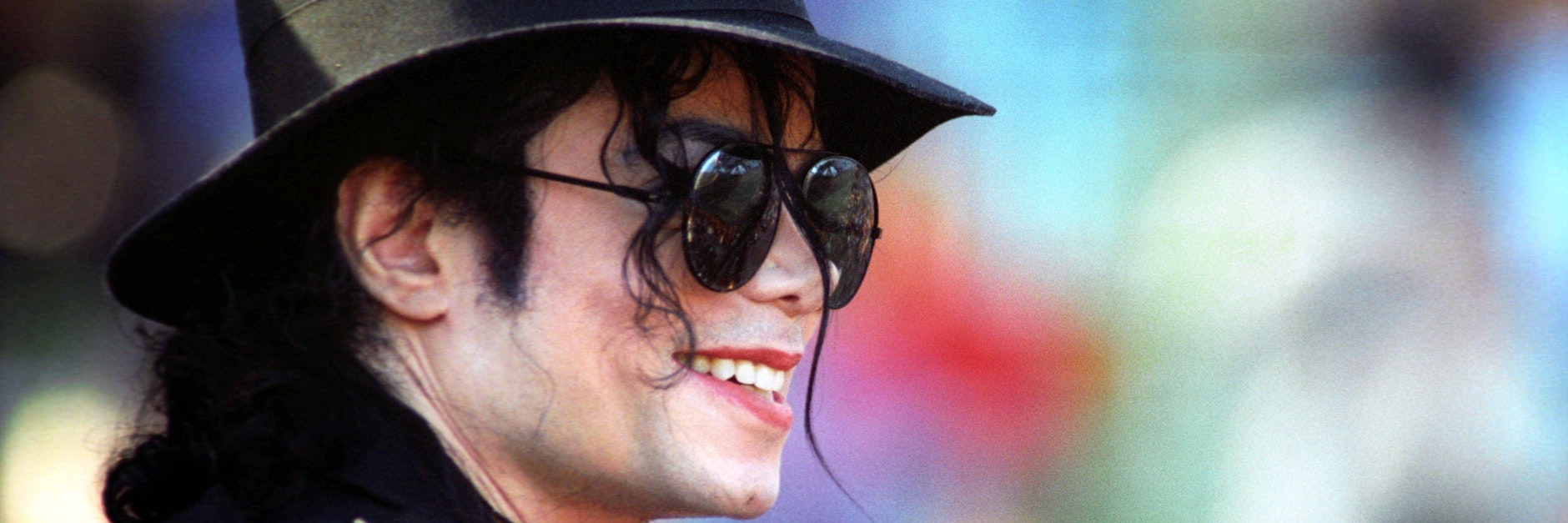 Sänger Michael Jackson während eines Pressetermins anlässlich eines Konzerts seiner - History World Tour - in München