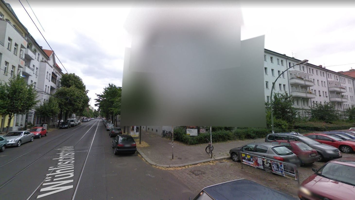 Das Eckhaus Wühlischstraße/Seumestraße in Friedrichshain musste von Google unkenntlich gemacht werden.