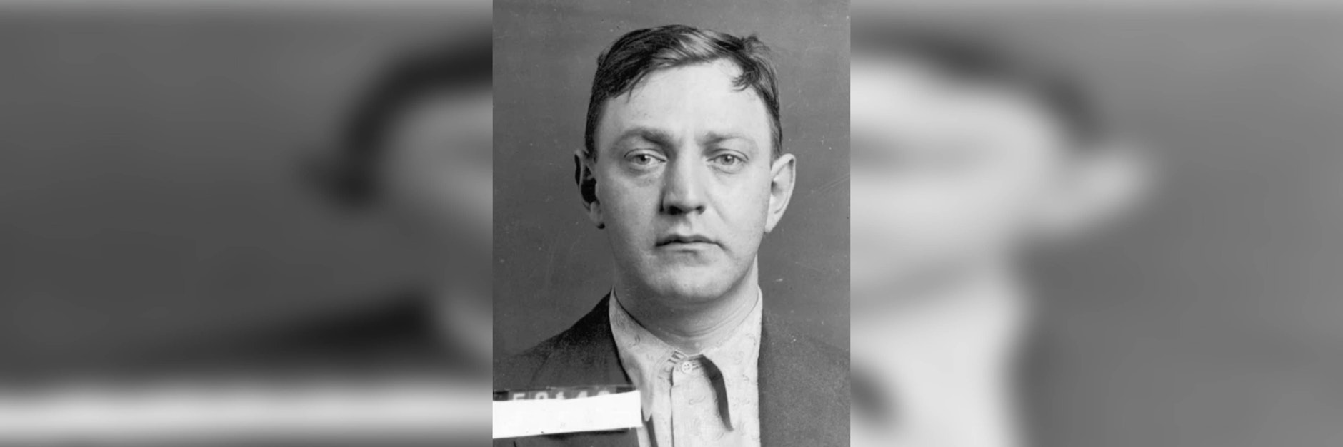 Ein Polizeifoto von Dutch Schulz.