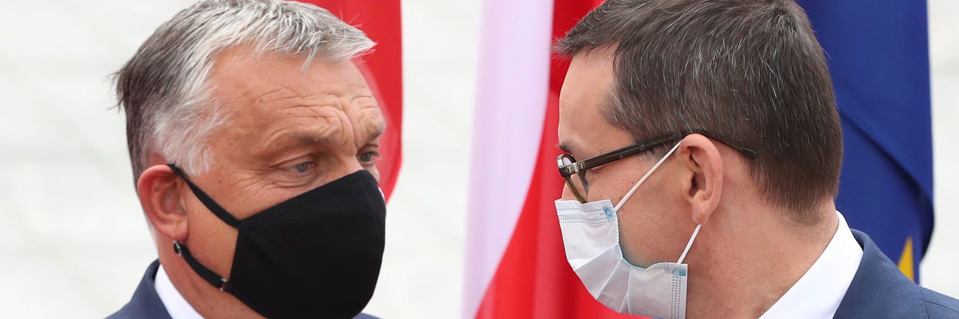 Polens Premierminister Mateusz Morawiecki (r.) und sein ungarischer Kollege Viktor Orban 