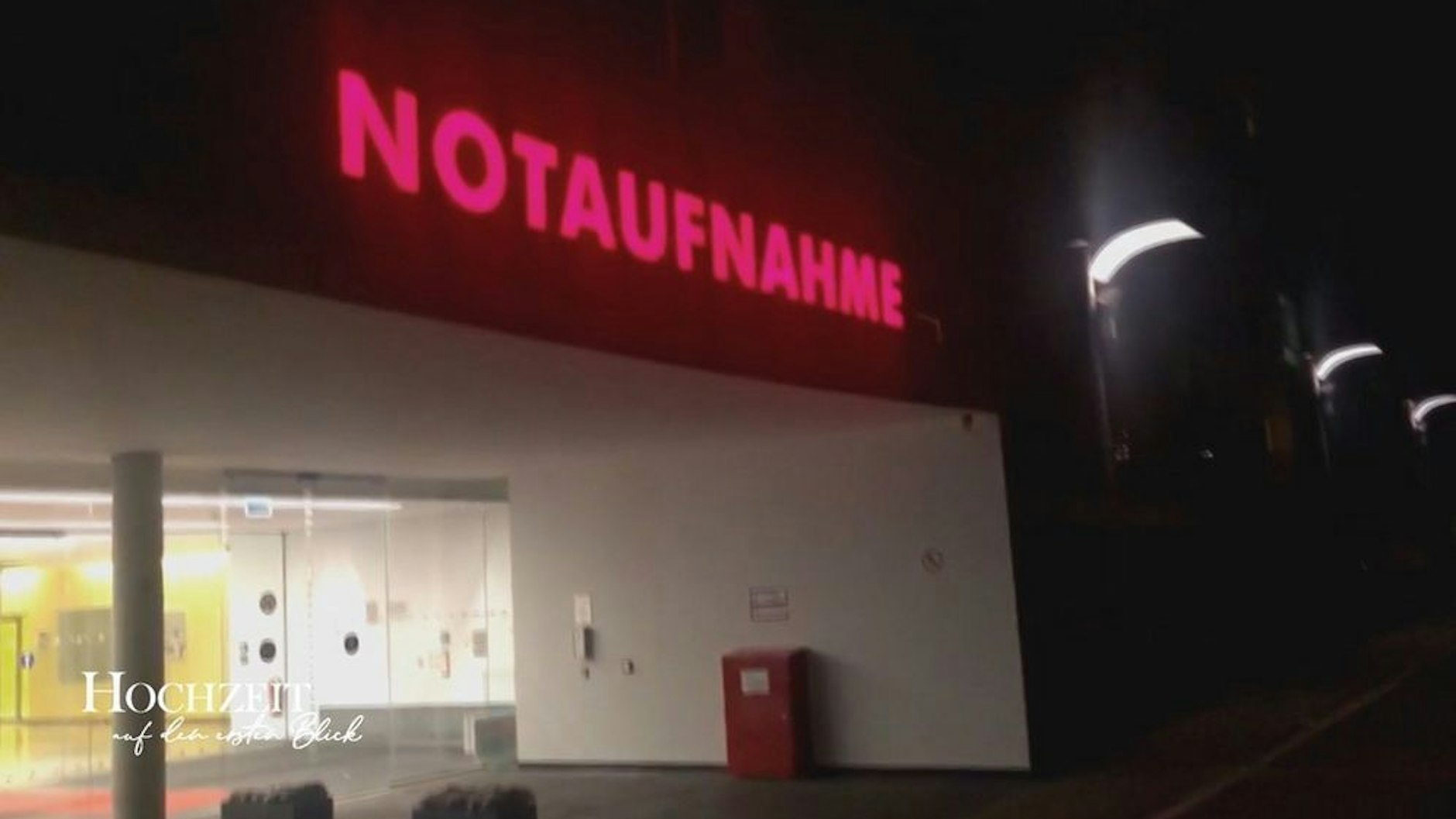 Hochzeitsnacht in der Notaufnahme. 