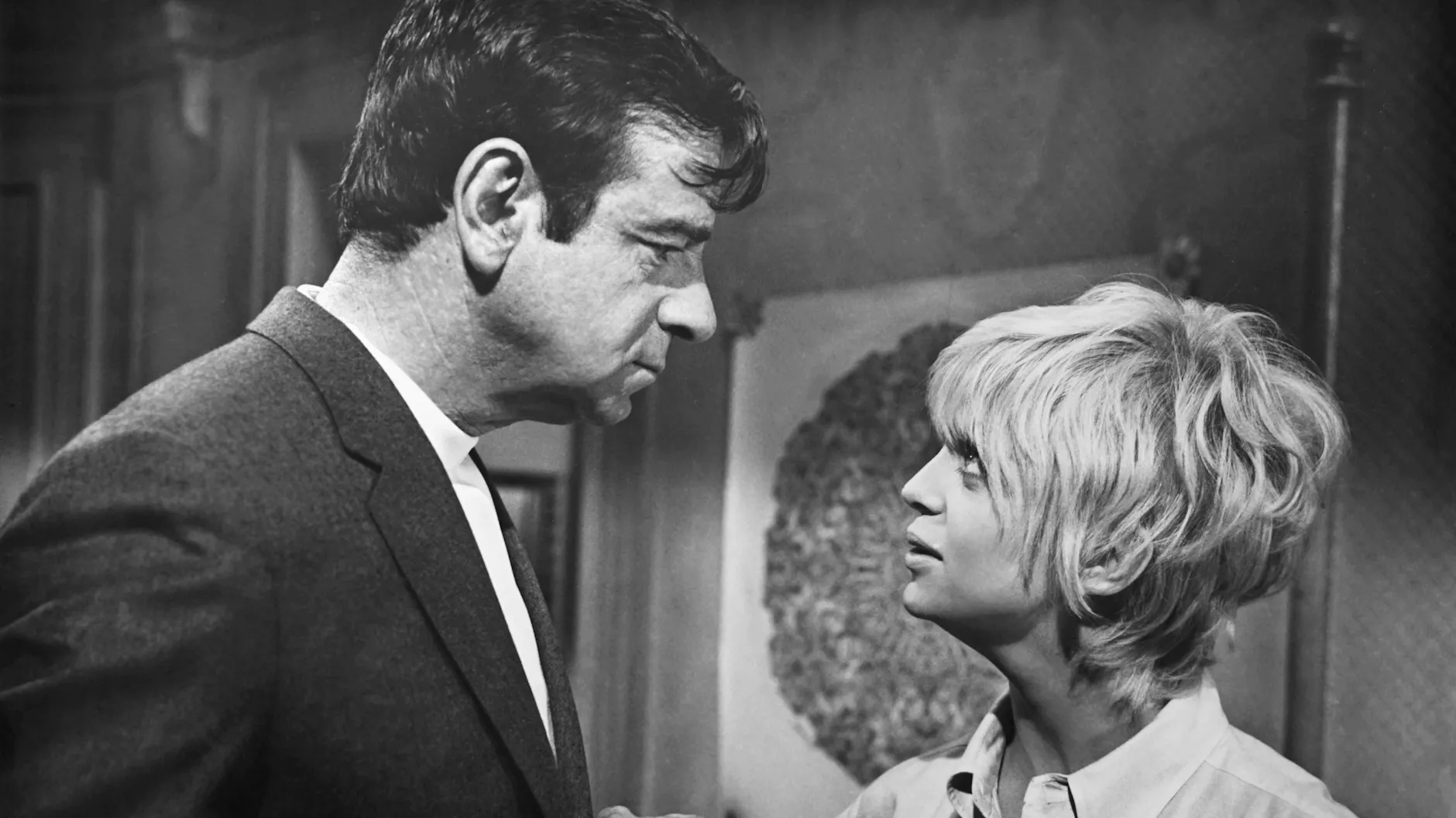 Für ihre Rolle in „Die Kakatusblüte“, 1969, gewann Goldie Hawn, hier in einer Szene mit Walther Matthau, einen Oscar als beste Nebendarstellerin – ihr Durchbruch in Hollywood. 