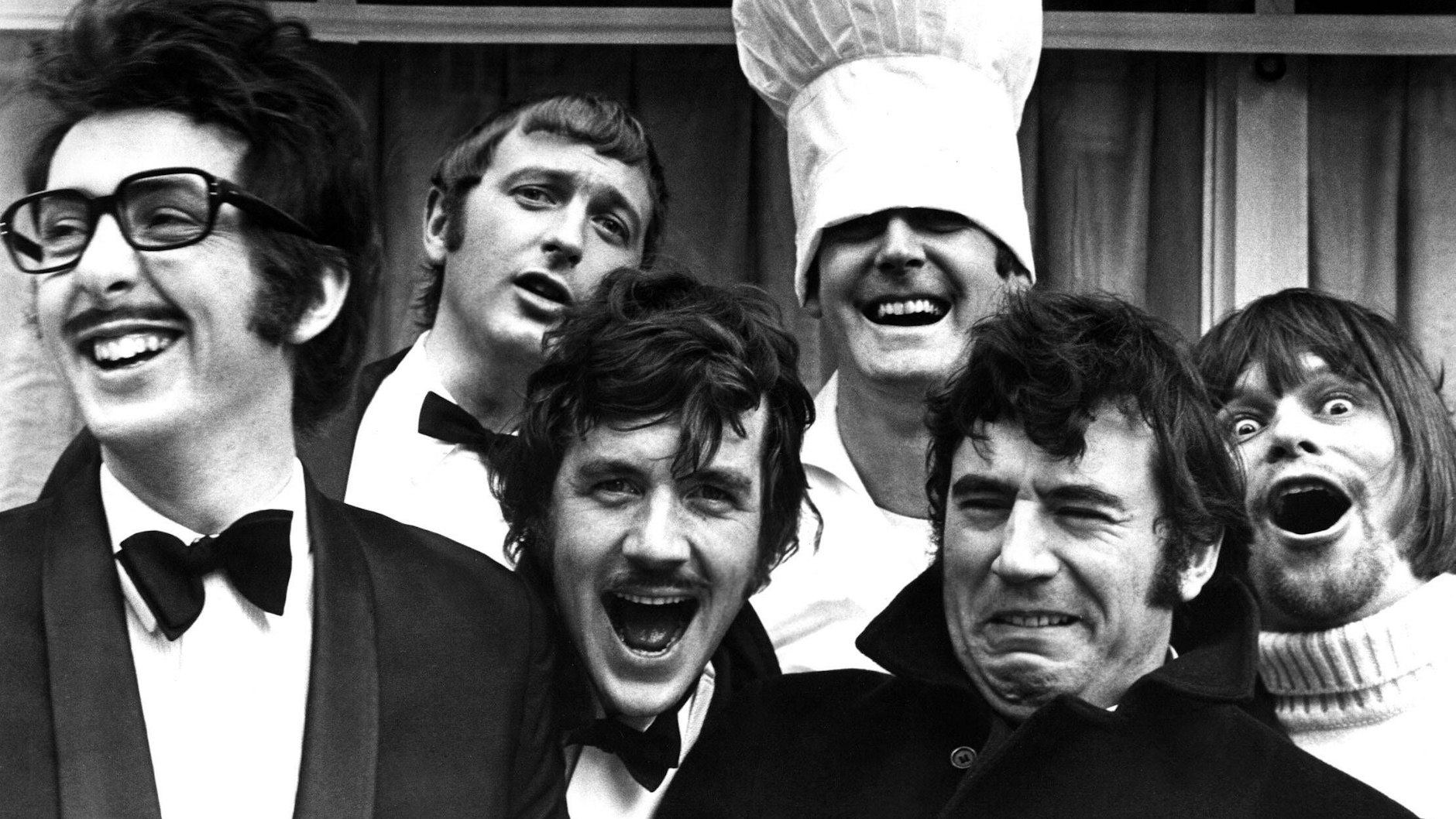 Eine saukomische Truppe: Eric Idle, Graham Chapman, Michael Palin, John Cleese, Terry Jones und Terry Gilliam (v. l. n. r.) im Jahr 1971.