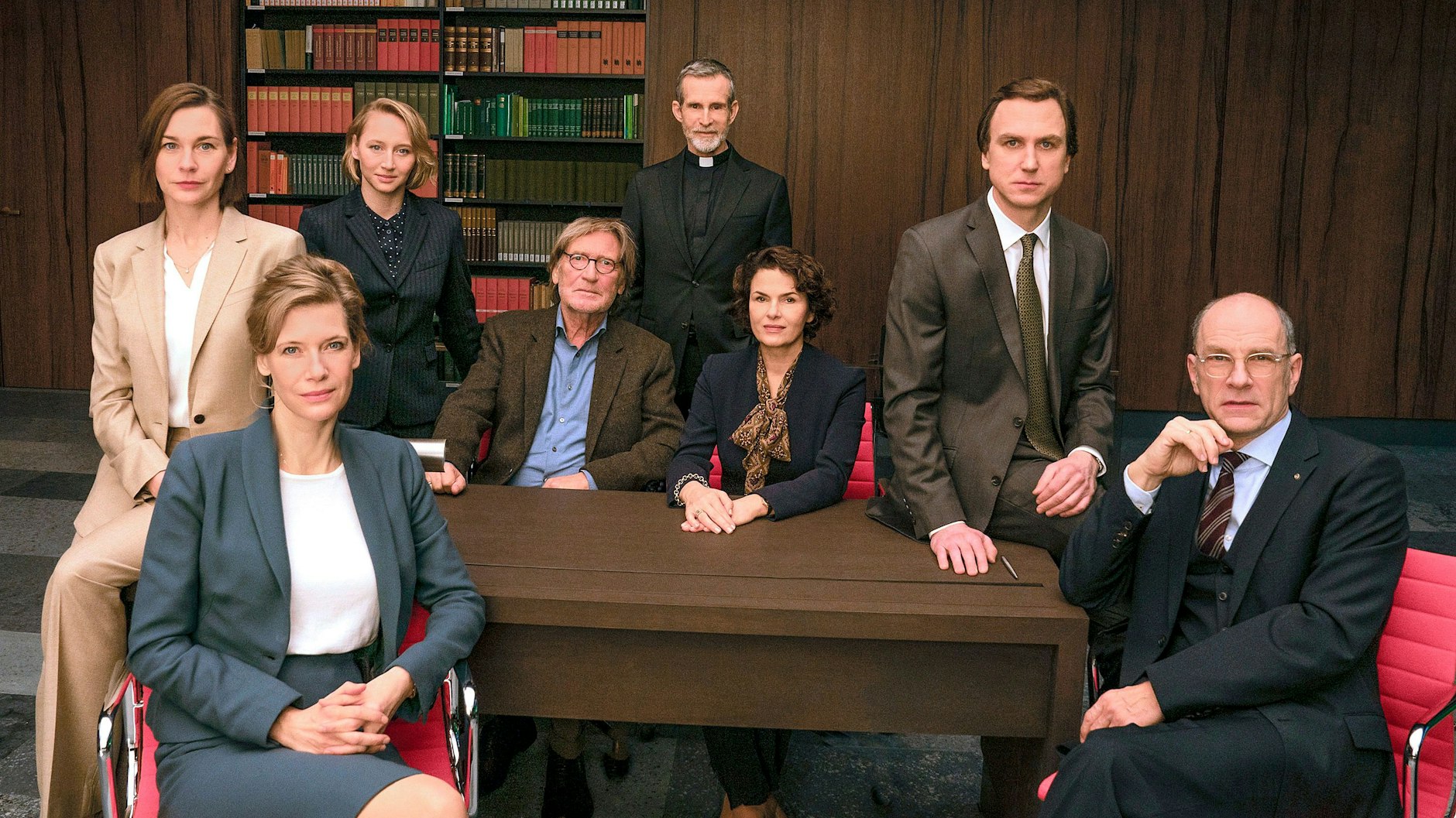 Entscheidung über Leben und Tod – die Besetzung des TV-Dramas „Gott“.