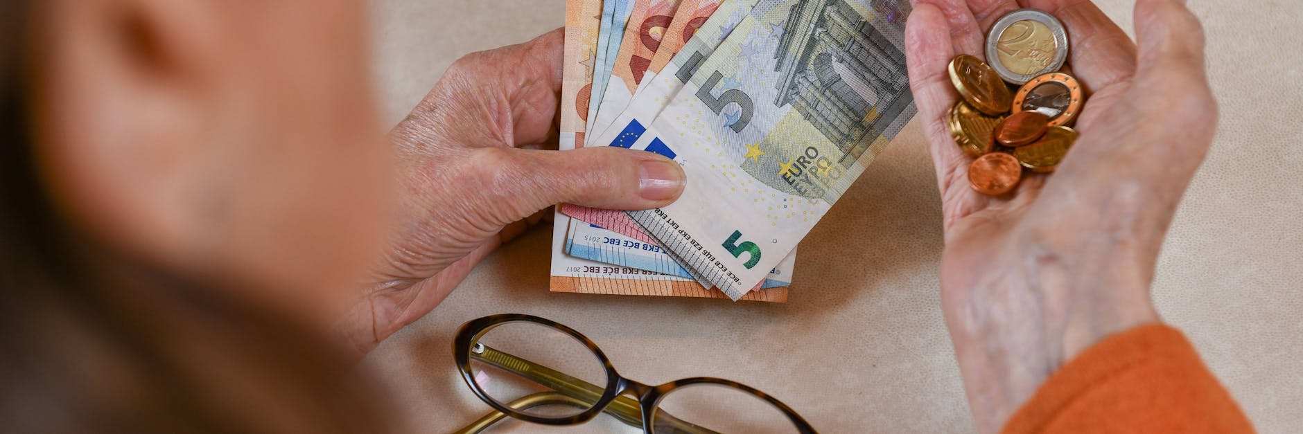 In Berlin ist der Anteil der armutsgefährdeten Bevölkerung besonders hoch.