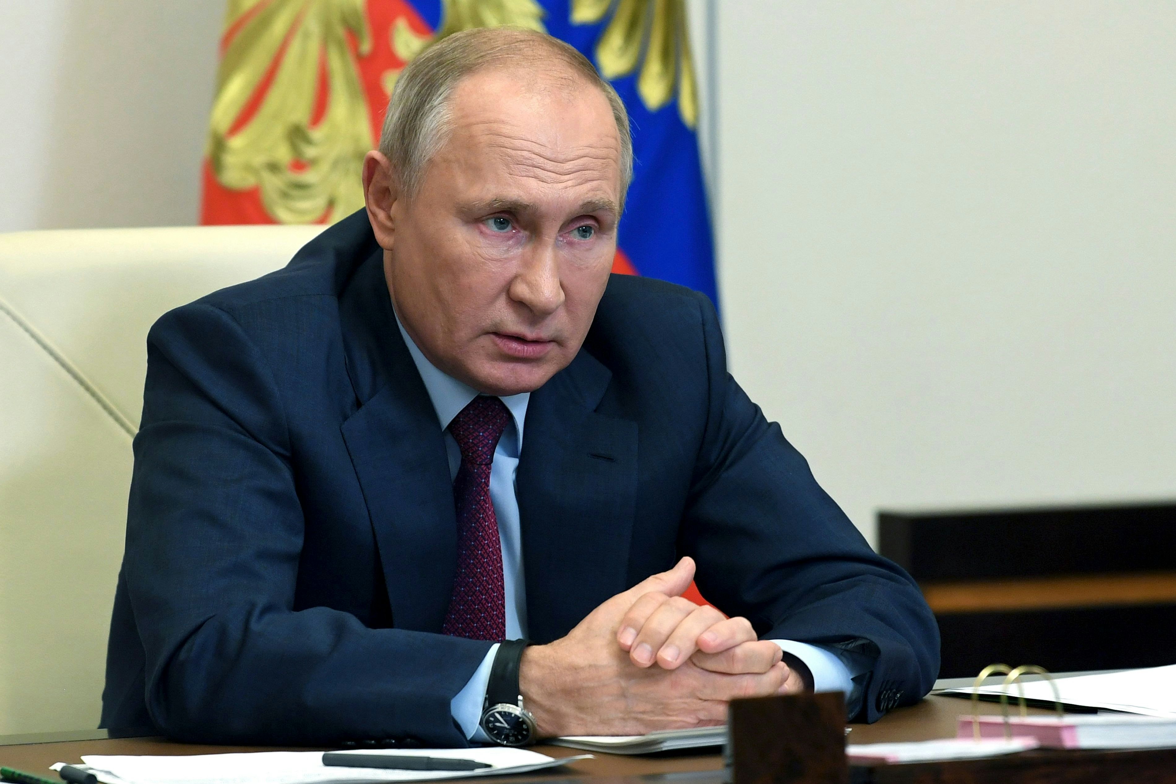 Putin Verlangert Lebensmittel Embargo Gegen Eu