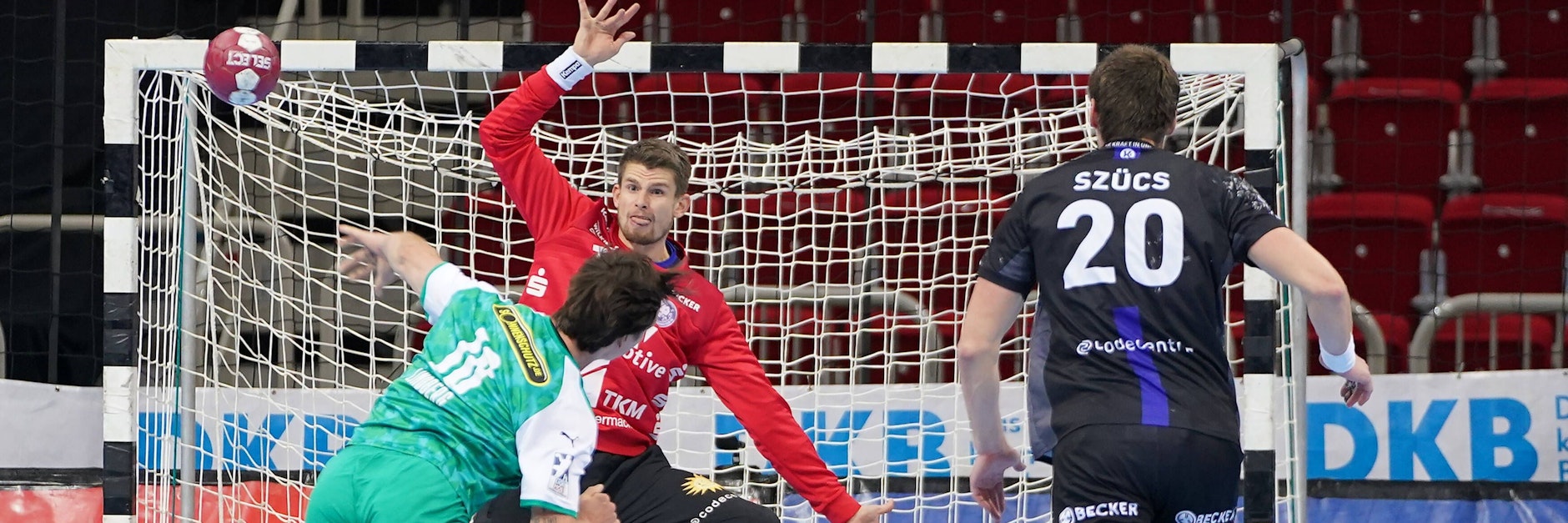 Alter Däne! Fuchs Hans Lindberg erzielt eines seiner insgesamt zehn Tore gegen den BHC.