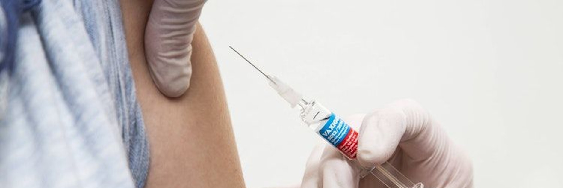 400.000 Menschen sollen im ersten Durchgang in den Berliner Zentren geimpft werden.