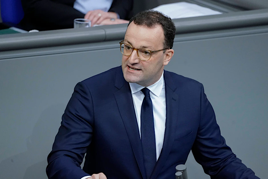 Jens Spahn, der Bundesminister für Gesundheit, bei einer Rede zum Thema Corona-Maßnahmen.