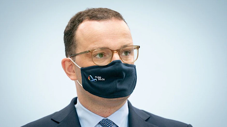 Der Bundesgesundheitsminister sichert mehr als 300 Millionen Impfdosen für Deutschland zu.