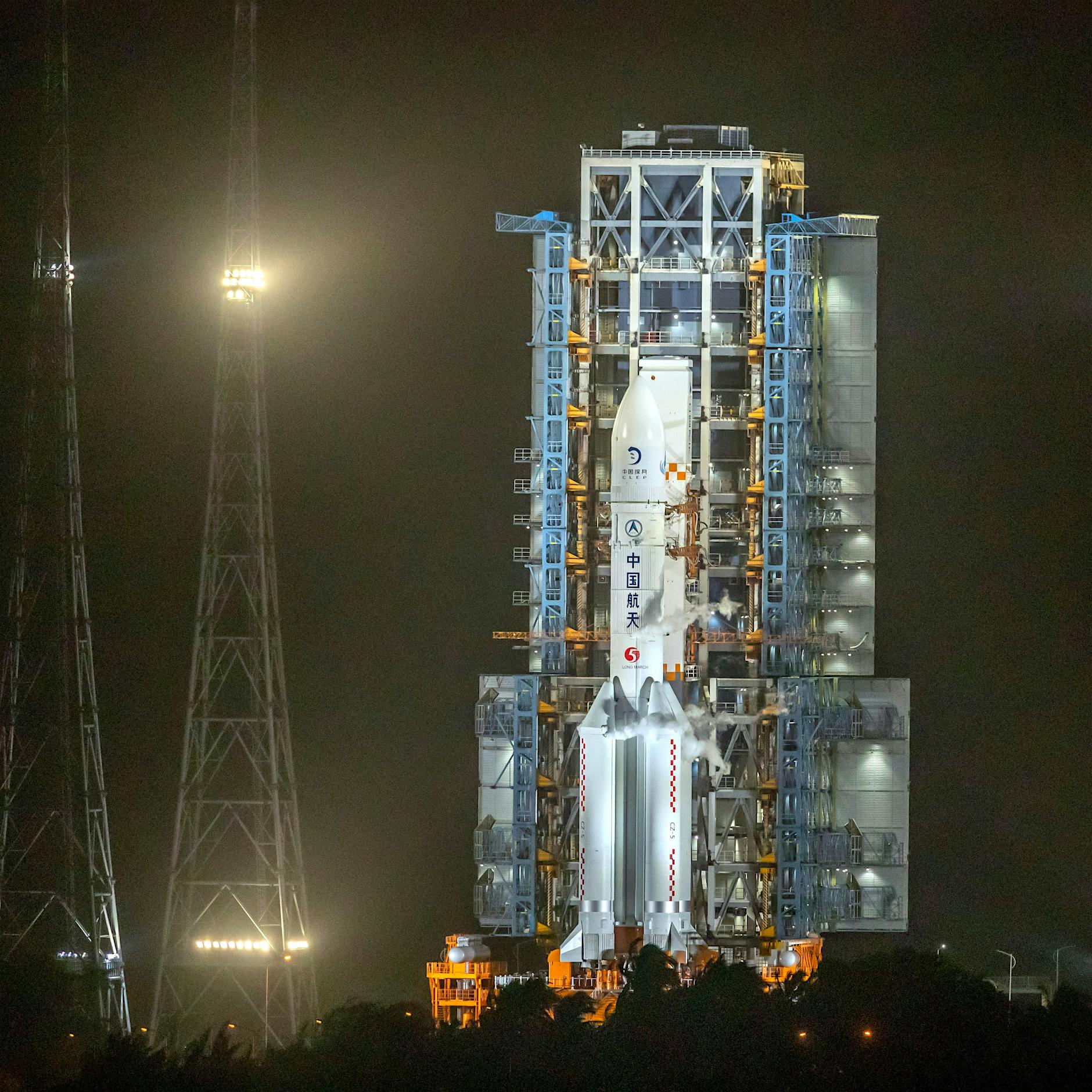 China startet Raumschiff zum Mond