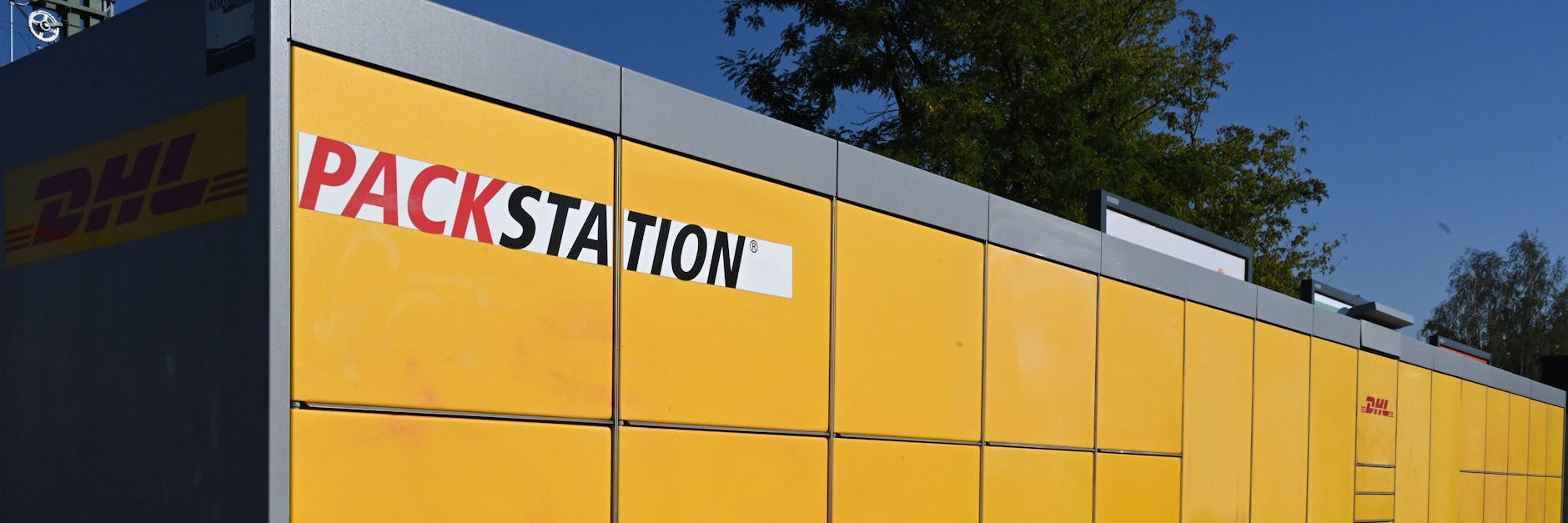 Aus einer solchen Packstation mussten Rettungskräfte einen Jungen befreien