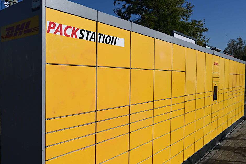 Aus einer solchen Packstation mussten Rettungskräfte einen Jungen befreien