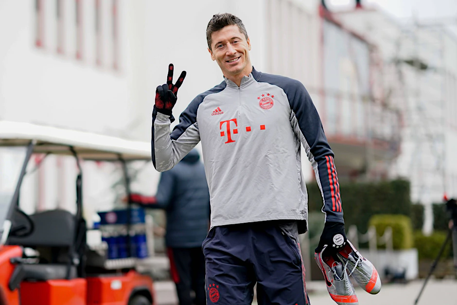 Guter Dinge die Bestmarke zu knacken: Bayern-Stürmer Robert Lewandowski (32).&nbsp;