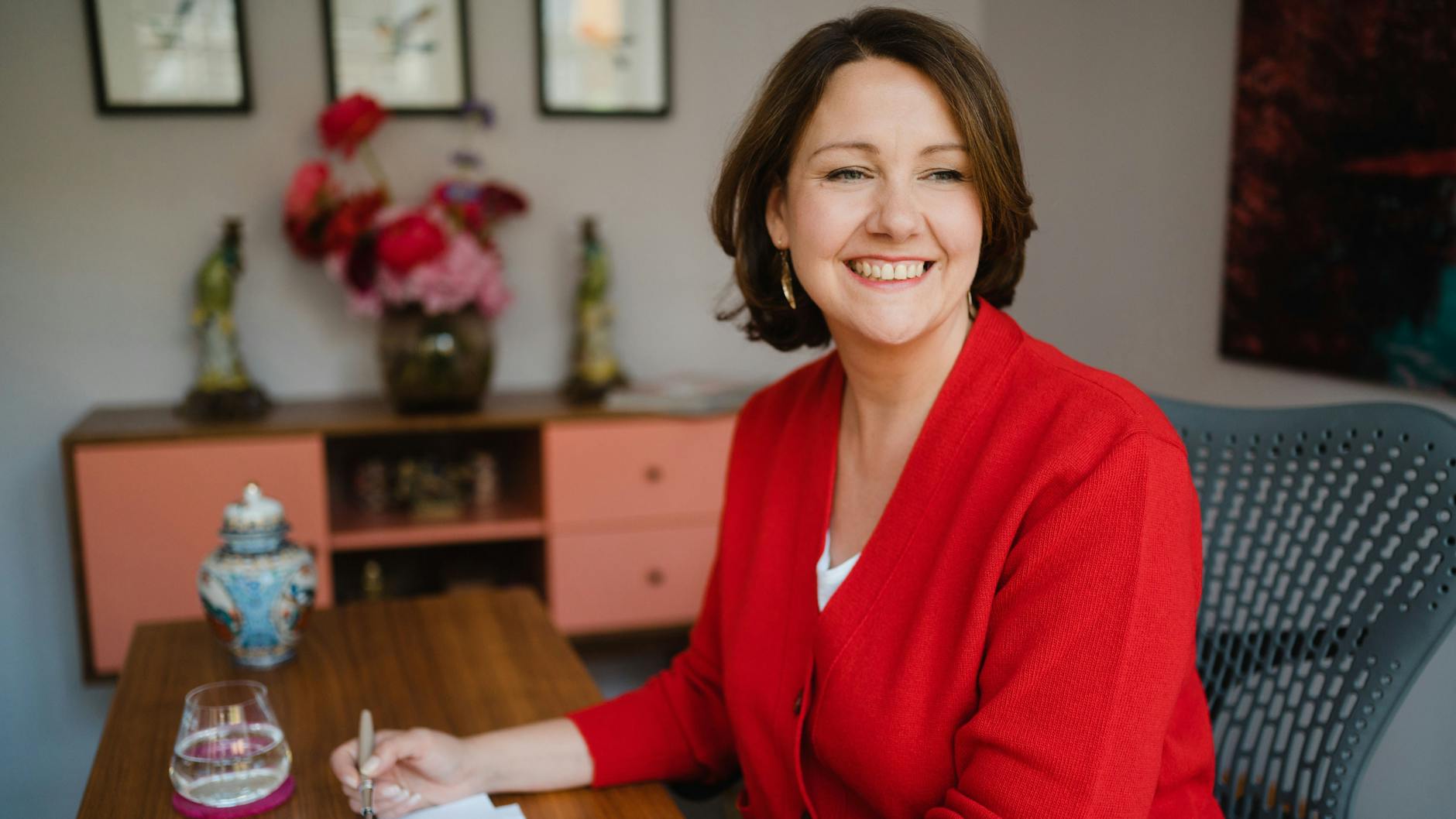 Marie-Anne Raue führt mit ihrem Geschäftspartner Tim Raue das Restaurant Tim Raue in Berlin-Kreuzberg.