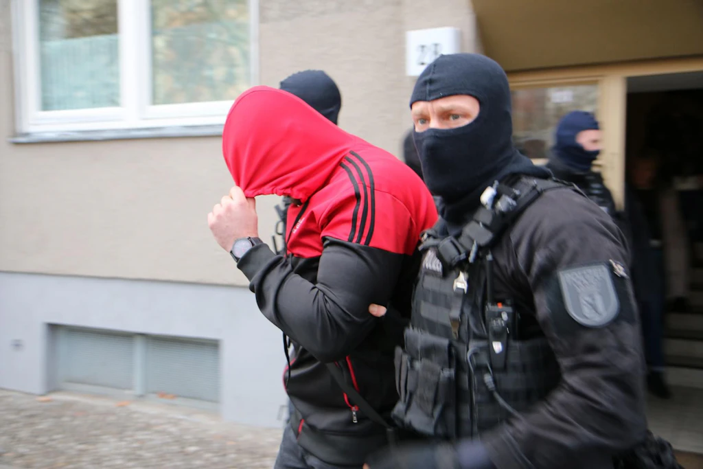 Unterwelt im Umbruch: Die Macht der Clans schwindet