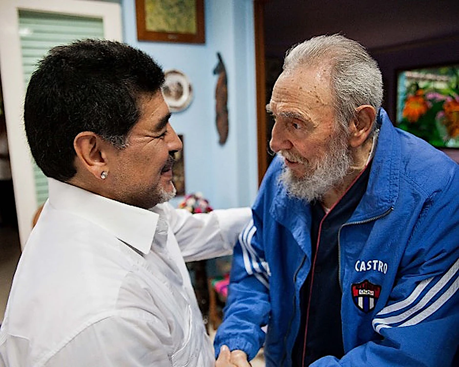 Maradona verehrte Kubas Präsidenten Fidel Castro und besuchte ihn.