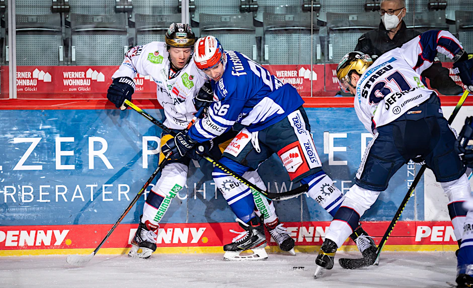 Die Eisbären wurden in Schwenningen ziemlich in die Defensive gedrängt.