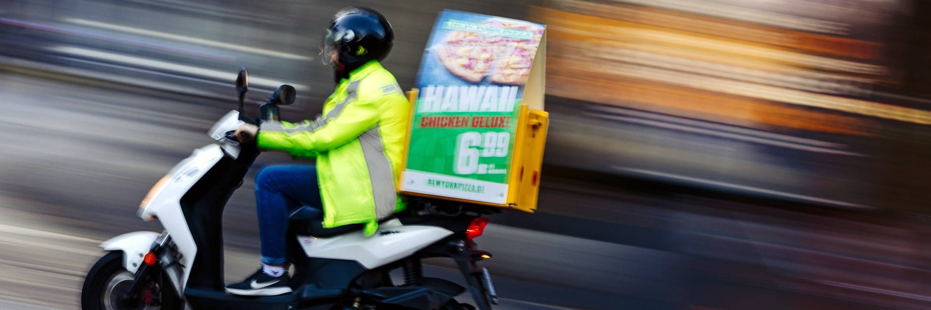 Oftmals beklagen sich Fahrer über die Arbeitsbedingungen bei Lieferdiensten.