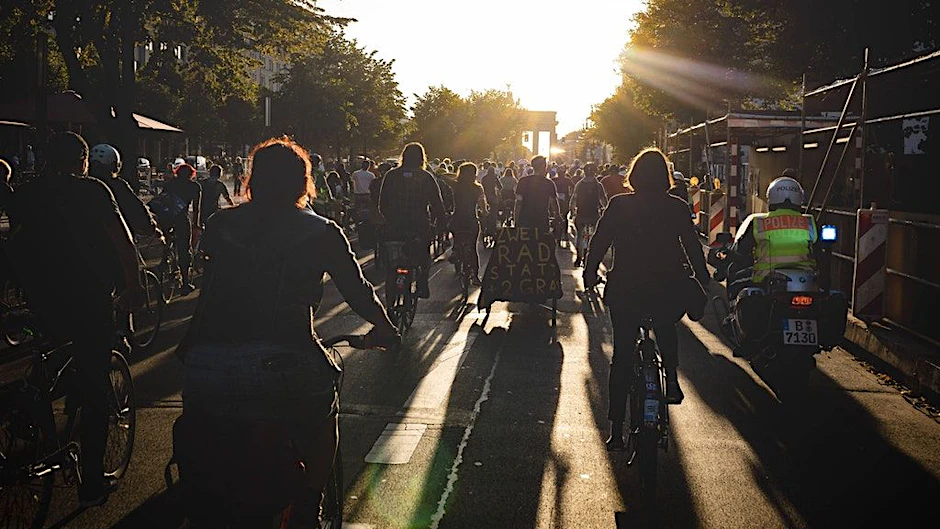 Am Sonnabend wird es wieder eine Fahrraddemo in Berlin geben. Dafür wird die A100 gesperrt.