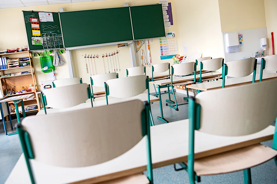 Der Vater liegt seit zwei Jahren mit der Schule im Streit. (Symbolbild)