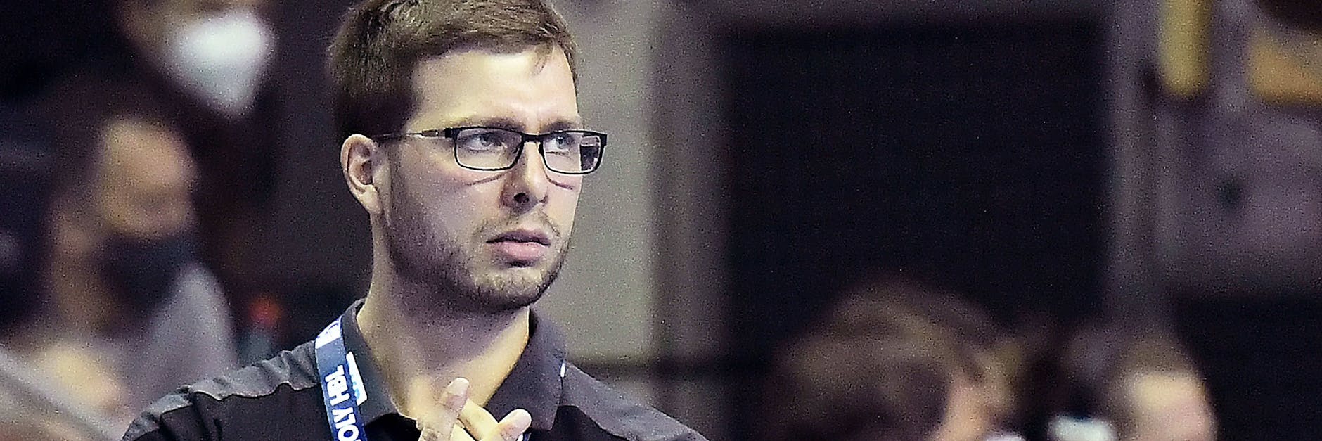 Fuchs-Trainer Jaron Siewert erwartet am Sonntag von seinem Team einen Sieg gegen Coburg.