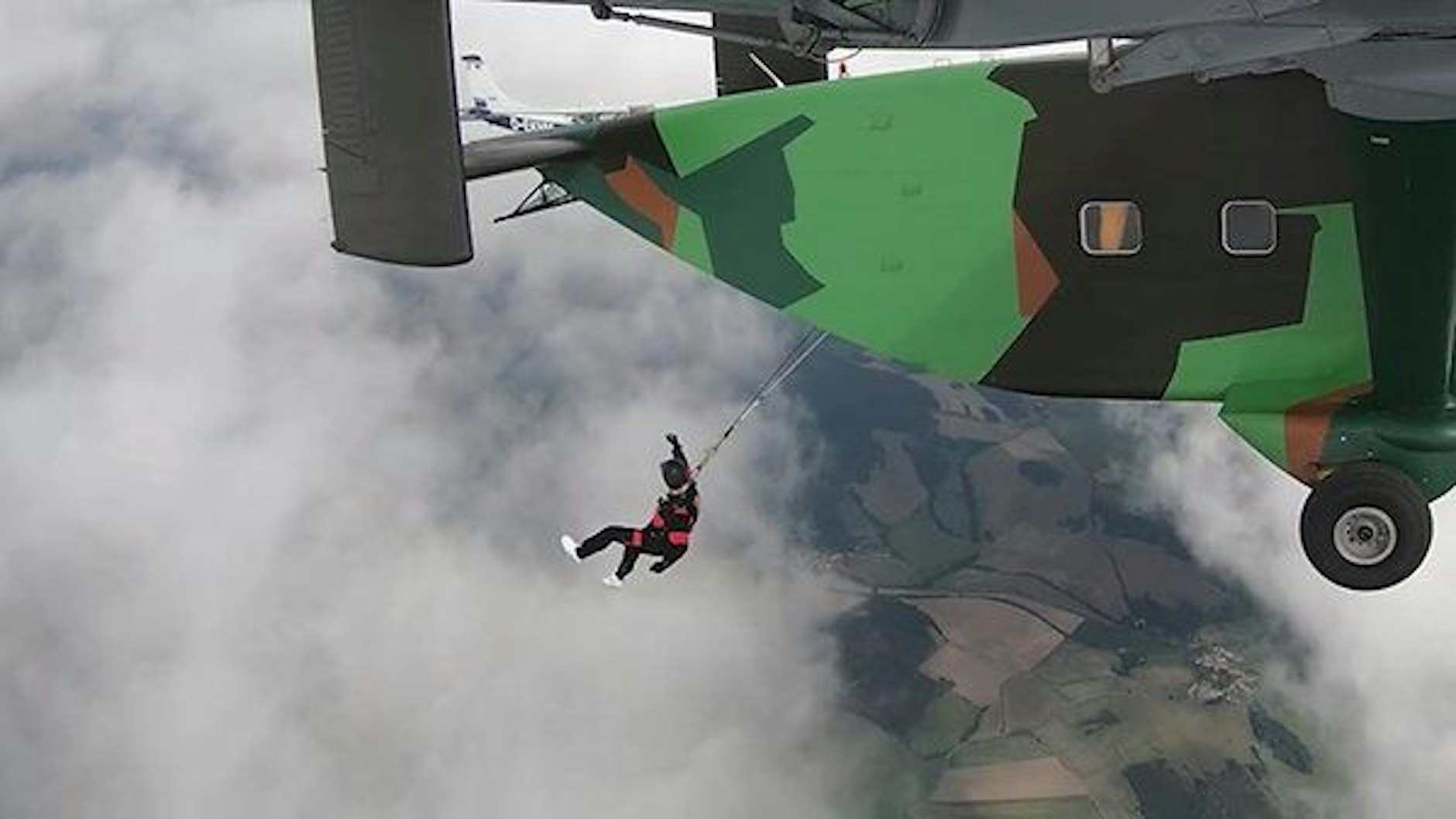 Für das Duell um die Welt von Joko und Klaas geht Luke Mockridge hohes Risiko.&nbsp;