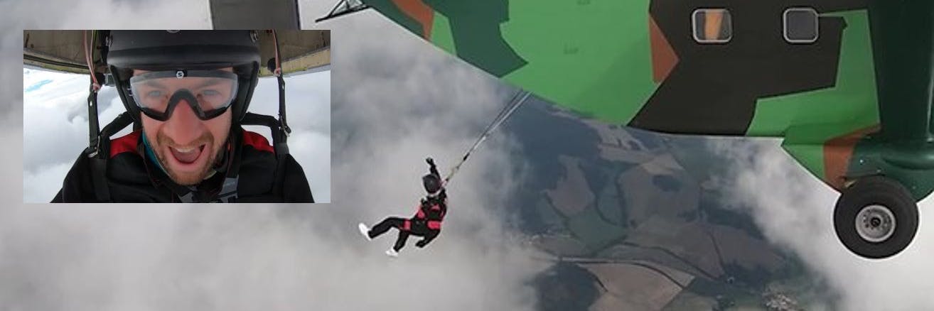 Das Duell um die Welt: Luke Mockridge hängt in 2000 Metern Höhe. 